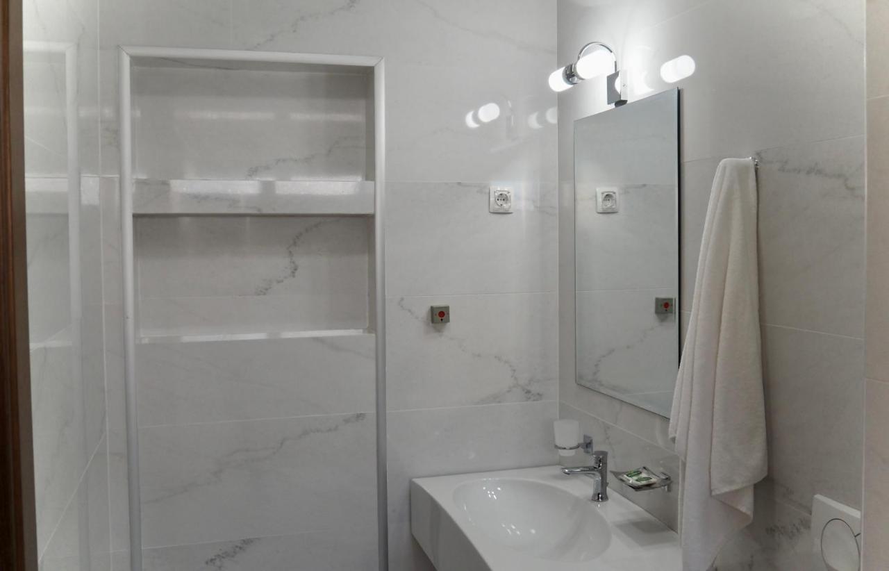 Urban Apartments Сутоморе Экстерьер фото