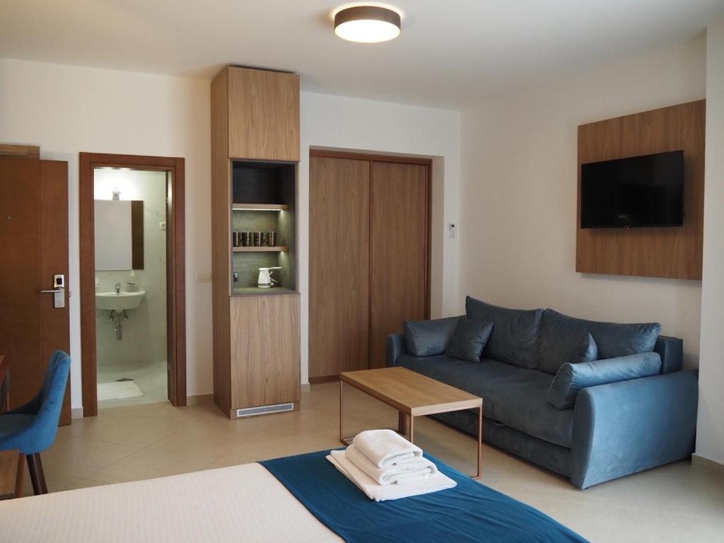 Urban Apartments Сутоморе Экстерьер фото