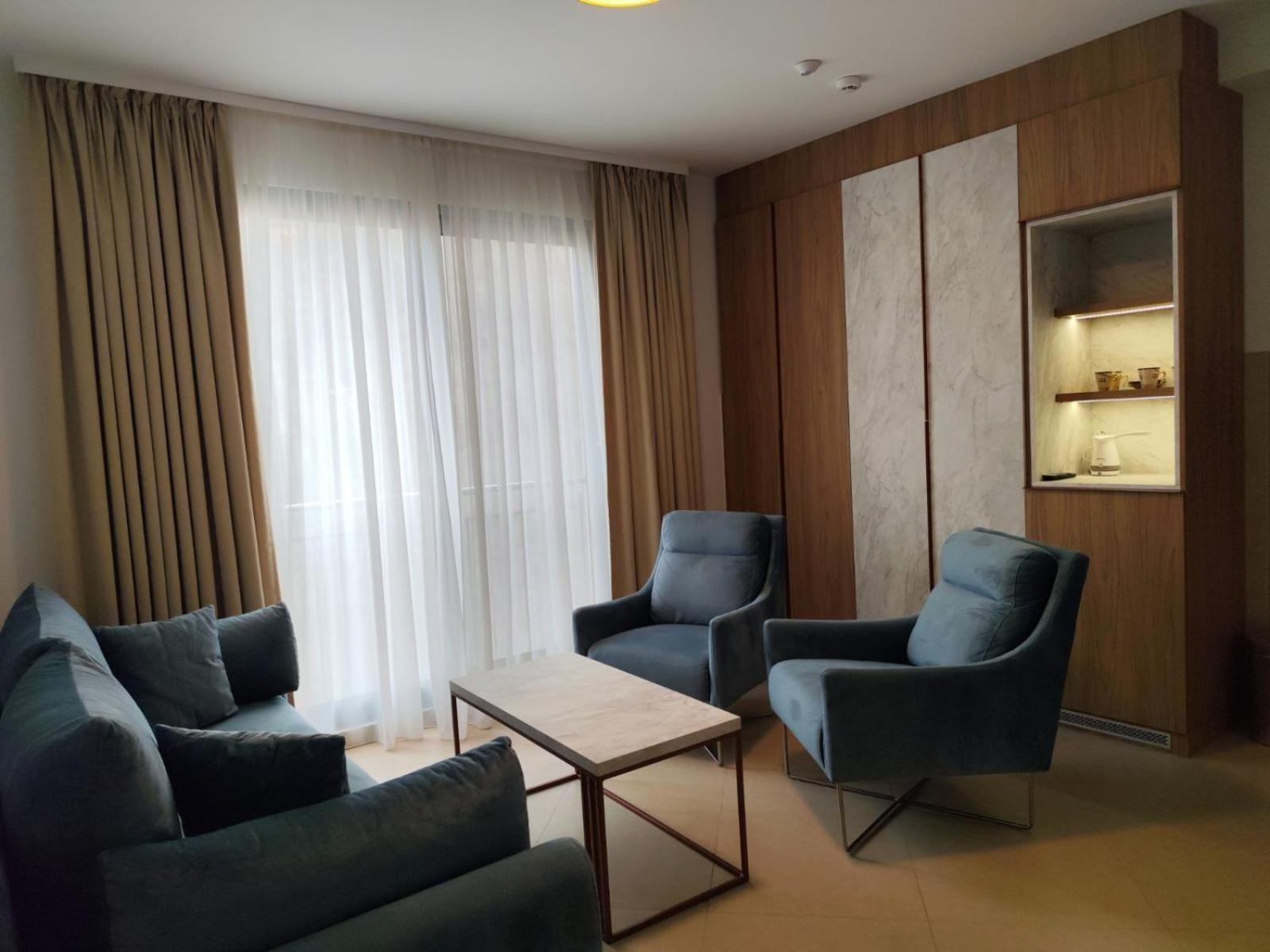 Urban Apartments Сутоморе Экстерьер фото